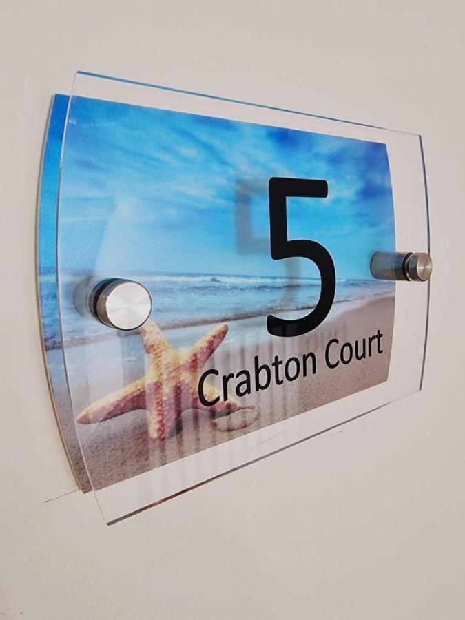Centrally Located Boscombe Beach Apart With Parking Bournemouth Eksteriør billede