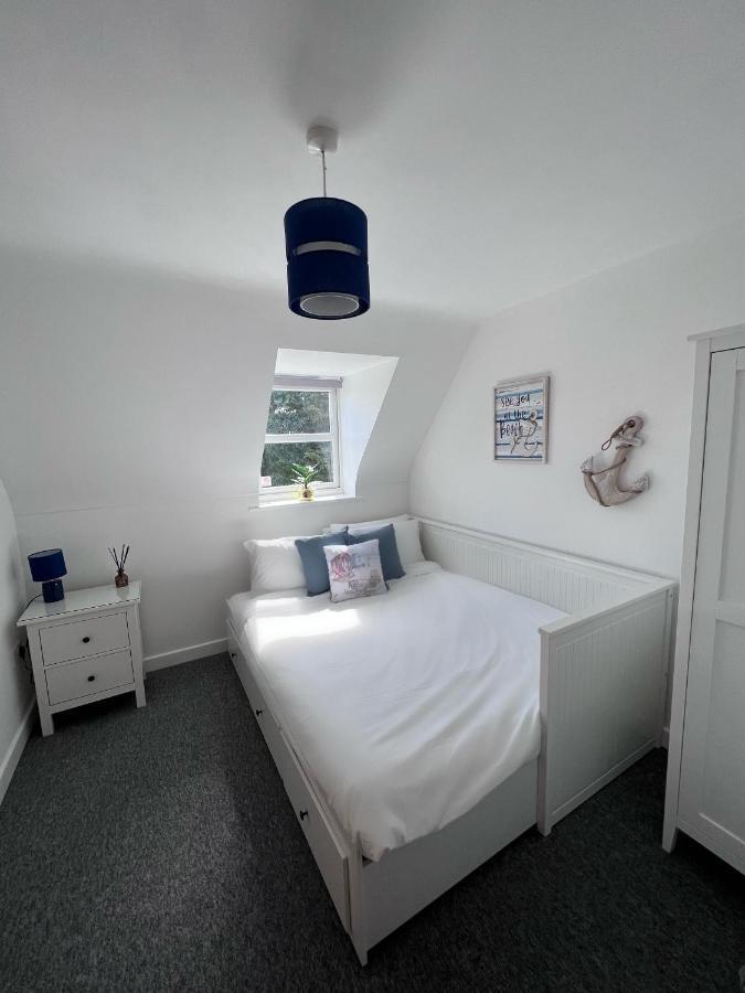 Centrally Located Boscombe Beach Apart With Parking Bournemouth Eksteriør billede